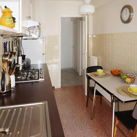 Cosy Flat With Balcony-terrace,