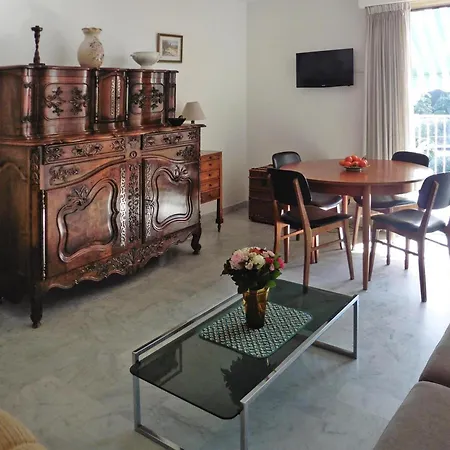 Cosy Flat With Balcony-terrace, * Antibes